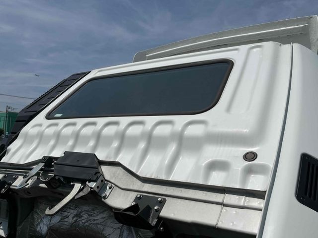 MITSUBISHI FUSOU FIGHTER 2018