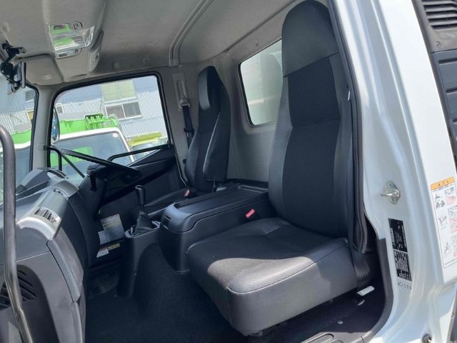 MITSUBISHI FUSOU FIGHTER 2018