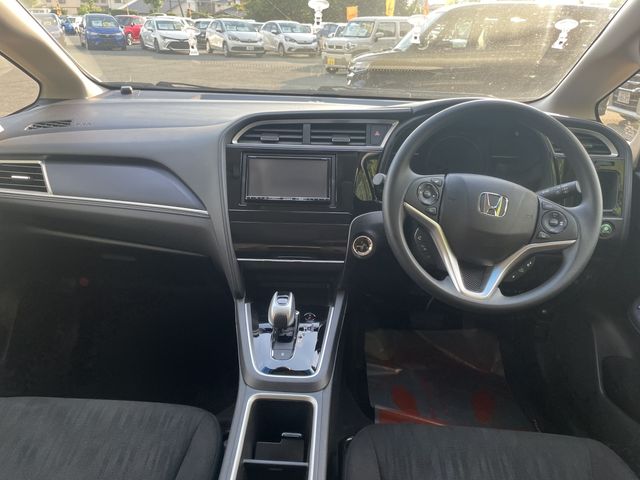 HONDA SHUTTLE HYBRID 4WD 2019