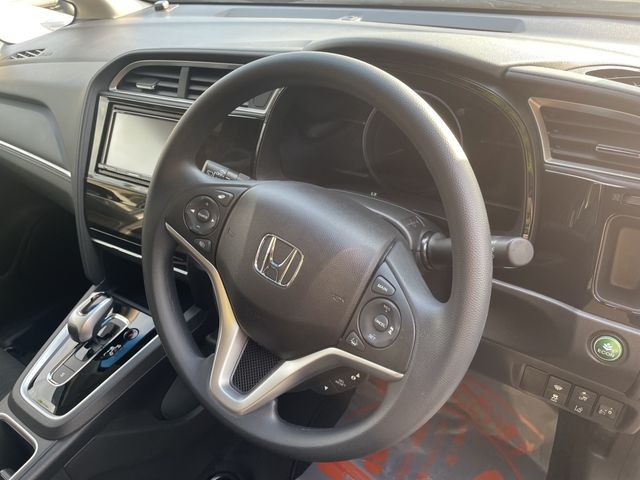 HONDA SHUTTLE HYBRID 4WD 2019