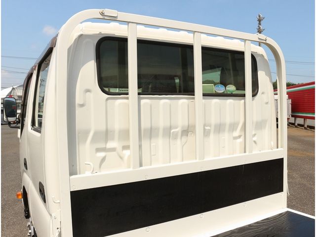 TOYOTA DYNA 2019