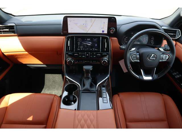 TOYOTA LEXUS LX600 2023