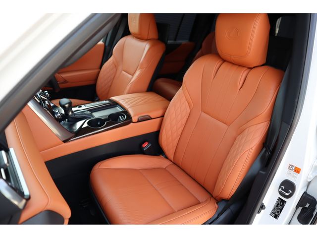 TOYOTA LEXUS LX600 2023