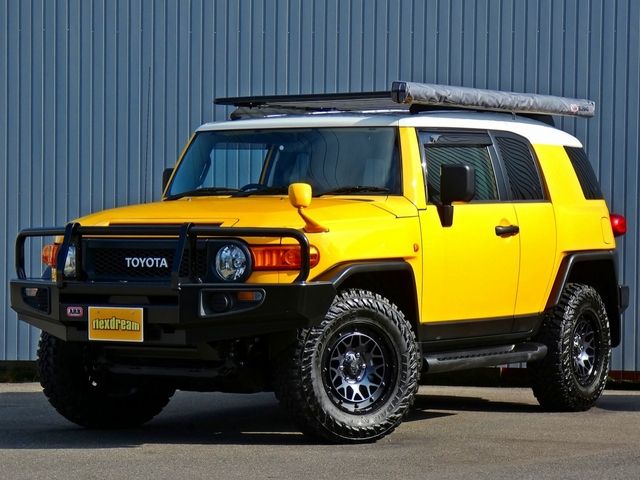 TOYOTA FJ CRUISER 4WD 2012