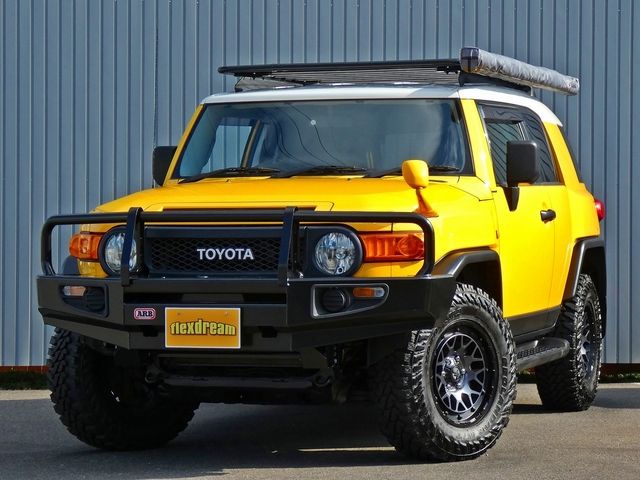 TOYOTA FJ CRUISER 4WD 2012