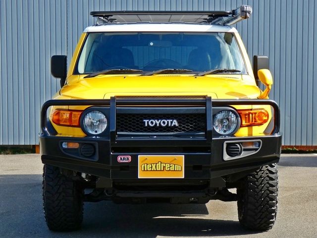 TOYOTA FJ CRUISER 4WD 2012
