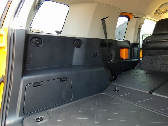 TOYOTA FJ CRUISER 4WD 2012