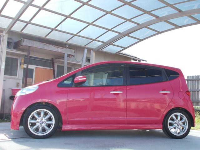 DAIHATSU SONICA 2006