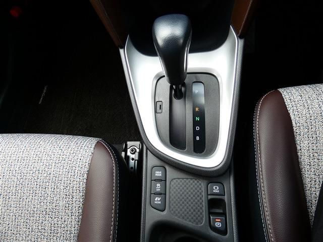 TOYOTA YARIS CROSS HYBRID 2020