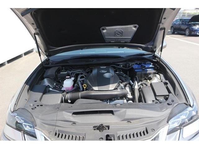 TOYOTA LEXUS GS200t 2016