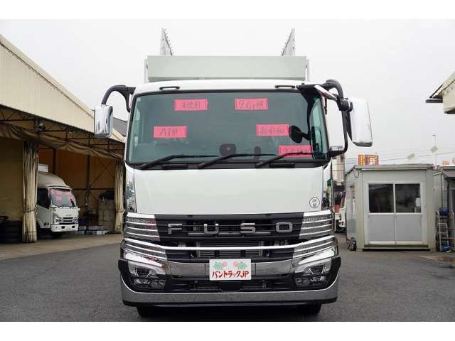 MITSUBISHI FUSOU SUPER GREAT 2025