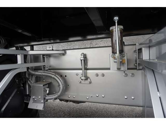 MITSUBISHI FUSOU SUPER GREAT 2025