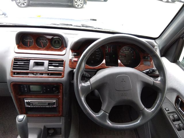 MITSUBISHI PAJERO wagon 1997