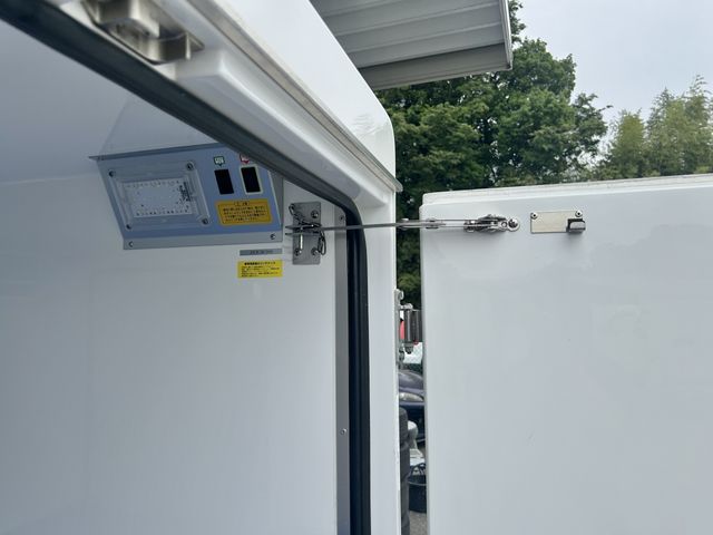 DAIHATSU HIJET truck 2024