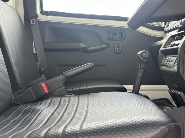 DAIHATSU HIJET truck 2024