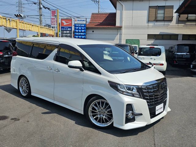 TOYOTA ALPHARD 2017