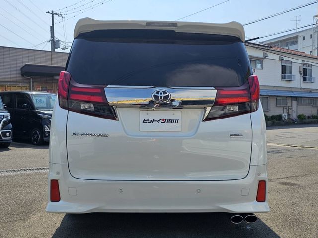 TOYOTA ALPHARD 2017