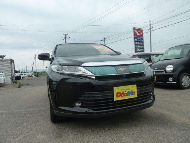 TOYOTA HARRIER HYBRID 2017