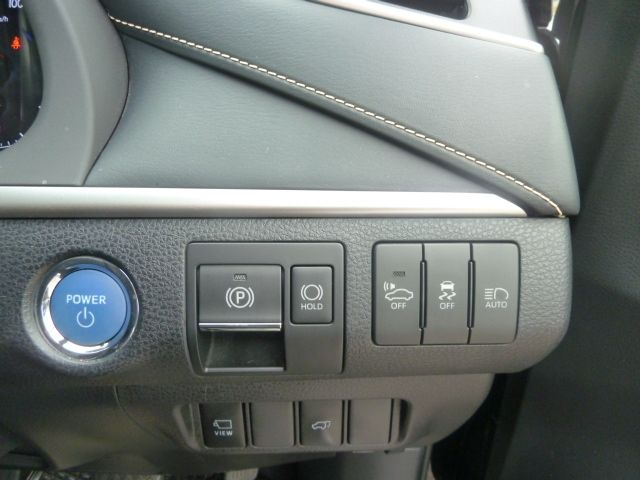 TOYOTA HARRIER HYBRID 2017