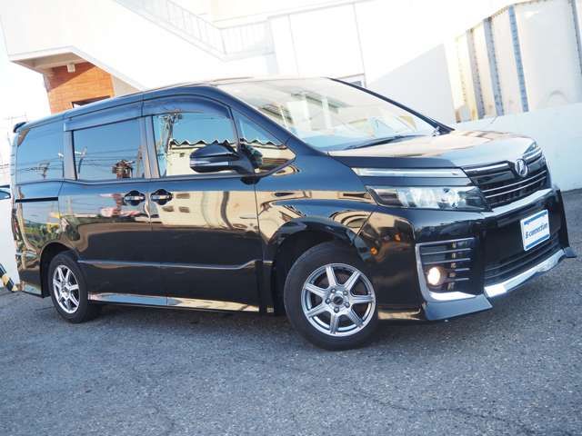 TOYOTA VOXY 2014