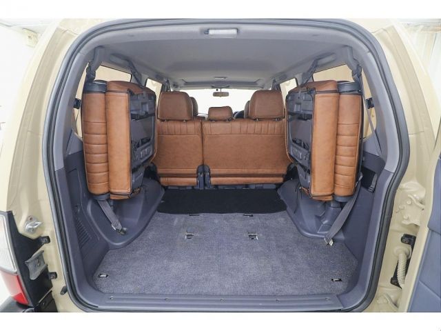 TOYOTA LANDCRUISER PRADO 2001