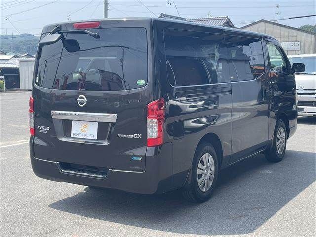 NISSAN NV350 CARAVAN 4WD 2013