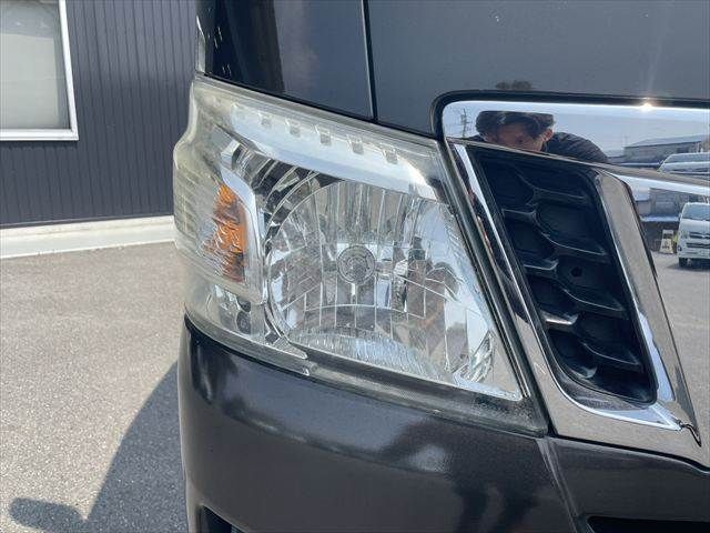 NISSAN NV350 CARAVAN 4WD 2013