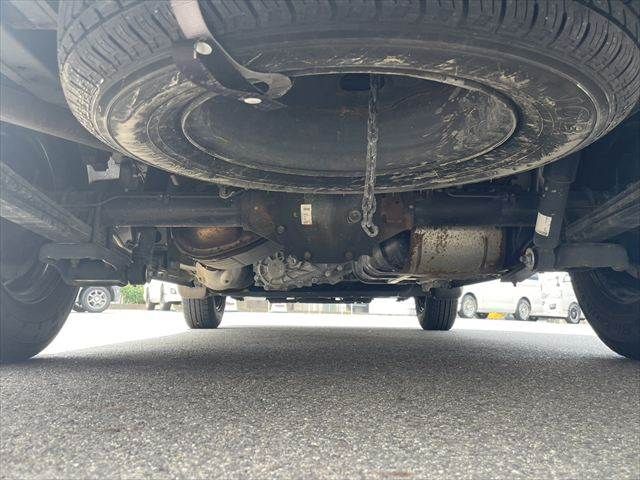 NISSAN NV350 CARAVAN 4WD 2013