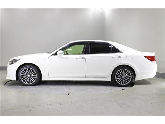 TOYOTA CROWN sedan 4WD 2015