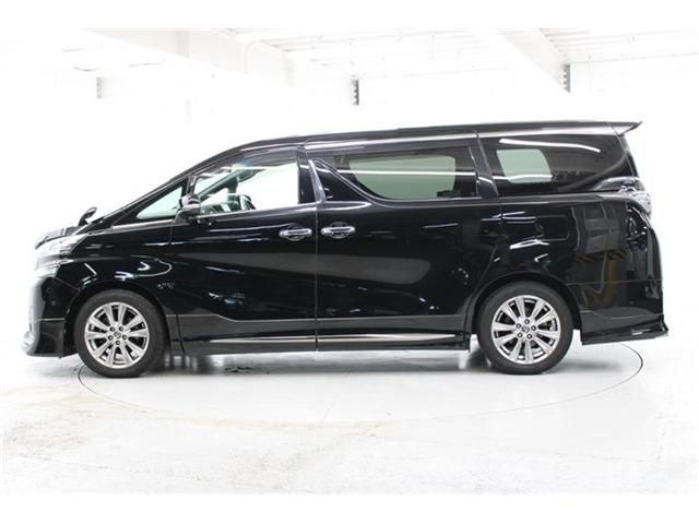 TOYOTA VELLFIRE 2017