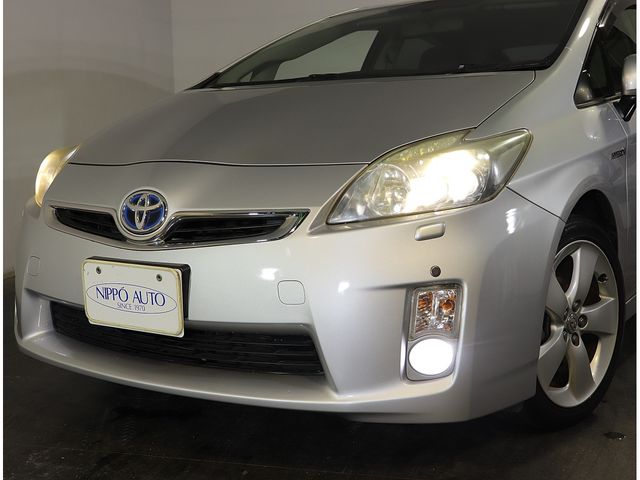 TOYOTA PRIUS 2010