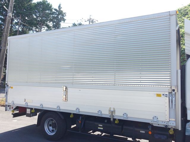 MITSUBISHI CANTER 2015