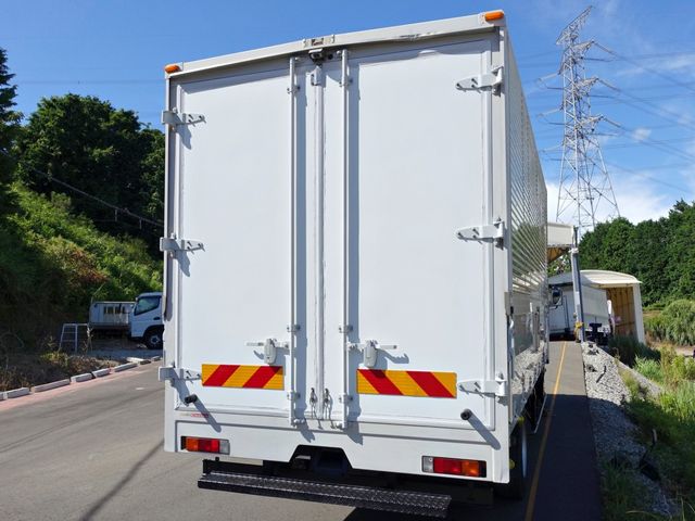 MITSUBISHI CANTER 2015