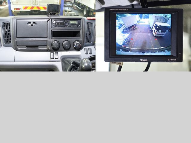 MITSUBISHI CANTER 2015