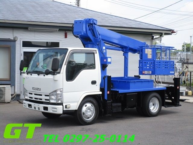 ISUZU ELF 2012