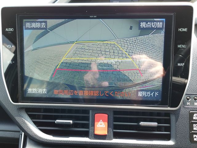 TOYOTA VOXY HYBRID 2020