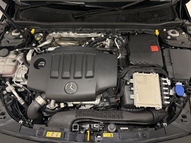 MERCEDES BENZ MERCEDES BENZ A class 2024