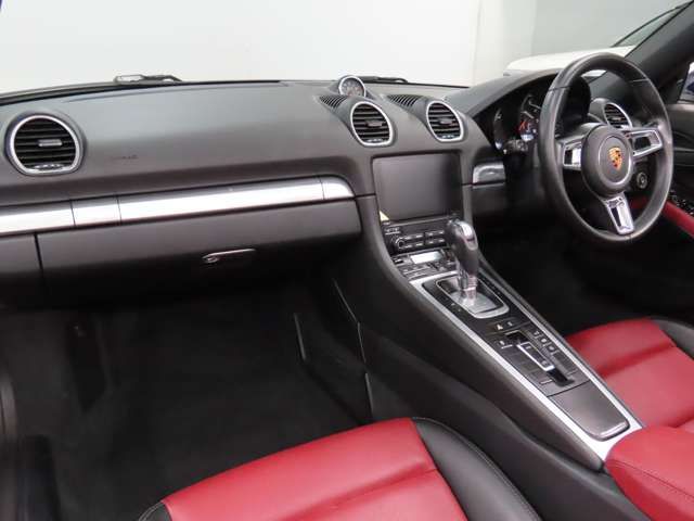 PORSCHE PORSCHE 718BOXSTER 2019