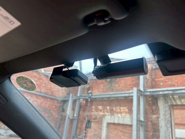 PORSCHE PORSCHE Macan 2023