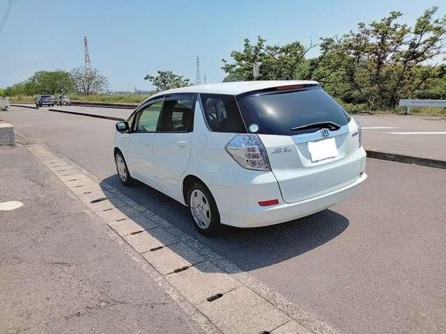 HONDA FIT SHUTTLE HYBRID 2013