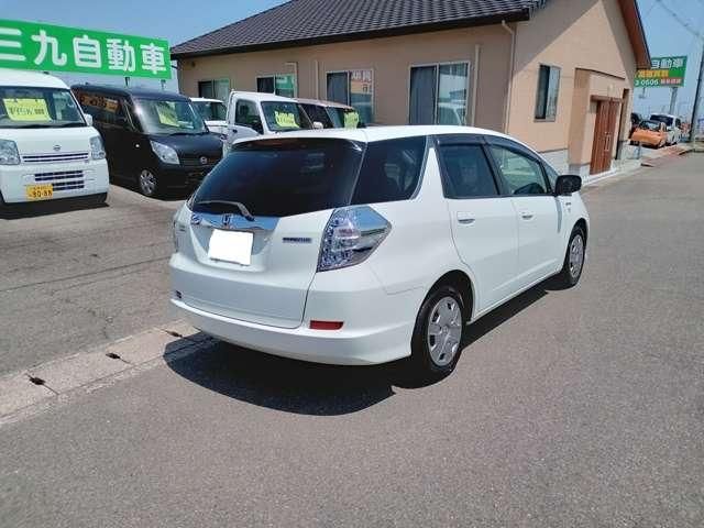HONDA FIT SHUTTLE HYBRID 2013