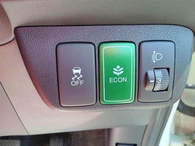 HONDA FIT SHUTTLE HYBRID 2013
