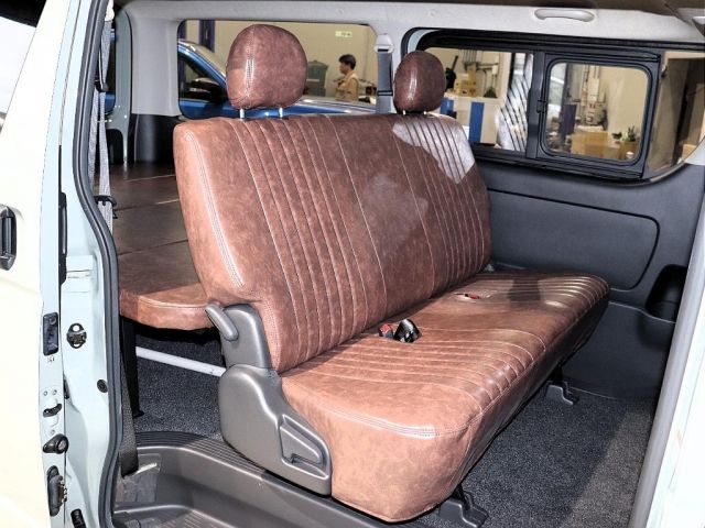 TOYOTA HIACE van 2WD 2019