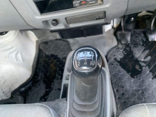 NISSAN CLIPPER truck 2009