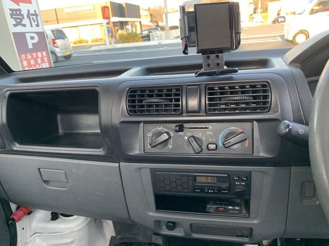 NISSAN CLIPPER truck 2009