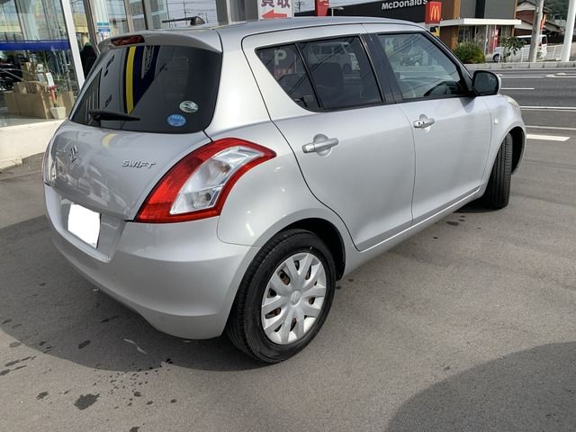 SUZUKI SWIFT 2010