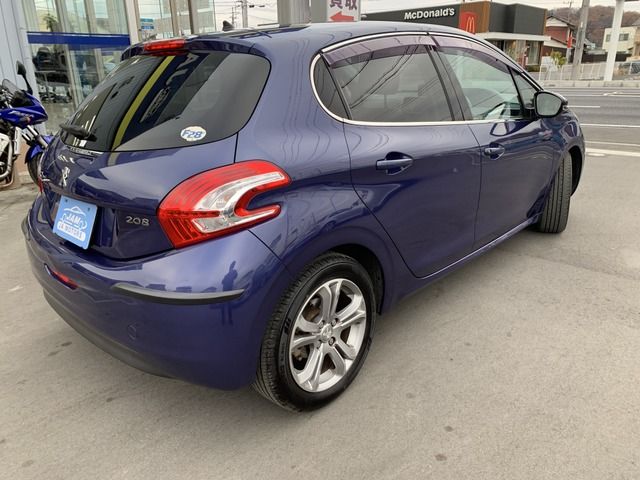 PEUGEOT PEUGEOT 208 2013