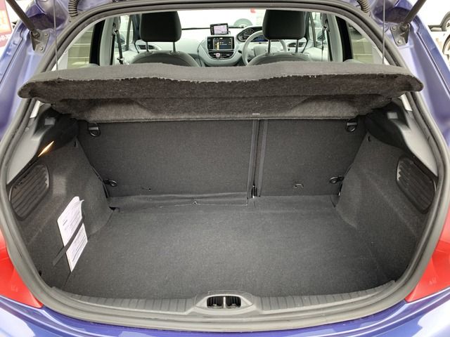 PEUGEOT PEUGEOT 208 2013