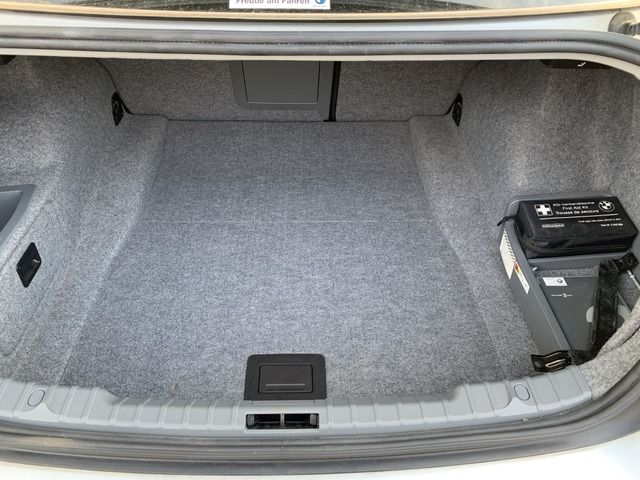 BMW BMW 3series sedan 2006