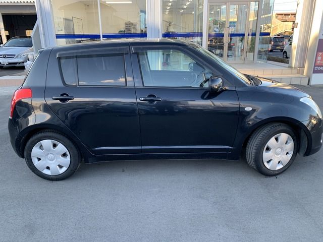 SUZUKI SWIFT 2010